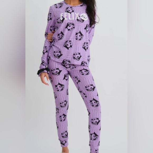 Felix Purple And Black 3 Piece Set. Top, Bottoms, 2 Hair Ties. Size Med NWT - Picture 1 of 9